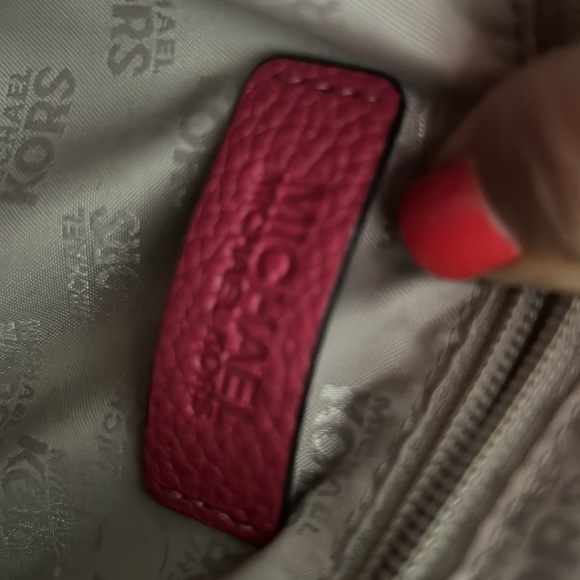 Sold - Picture 4 of 8